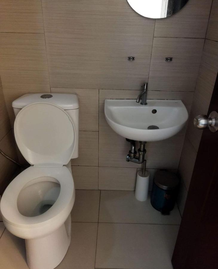 Room In Alabang Manila Dış mekan fotoğraf