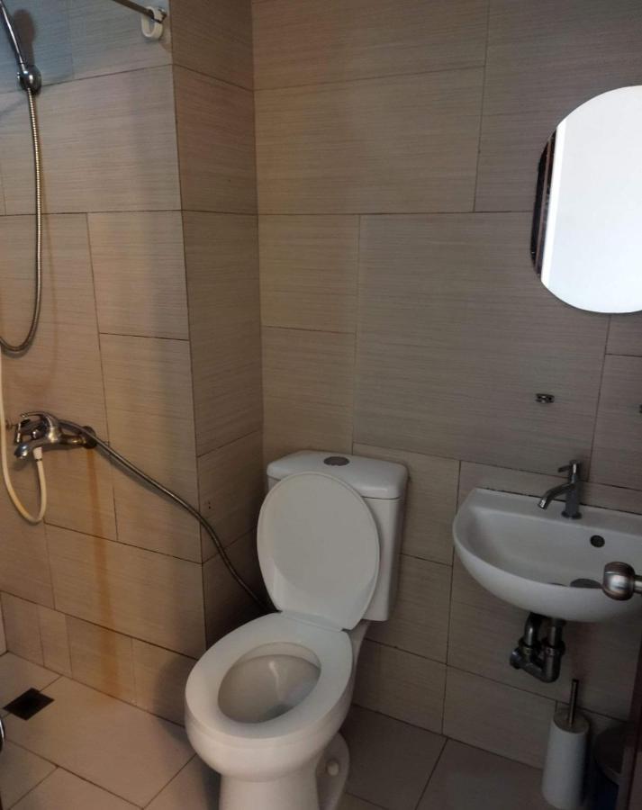 Room In Alabang Manila Dış mekan fotoğraf